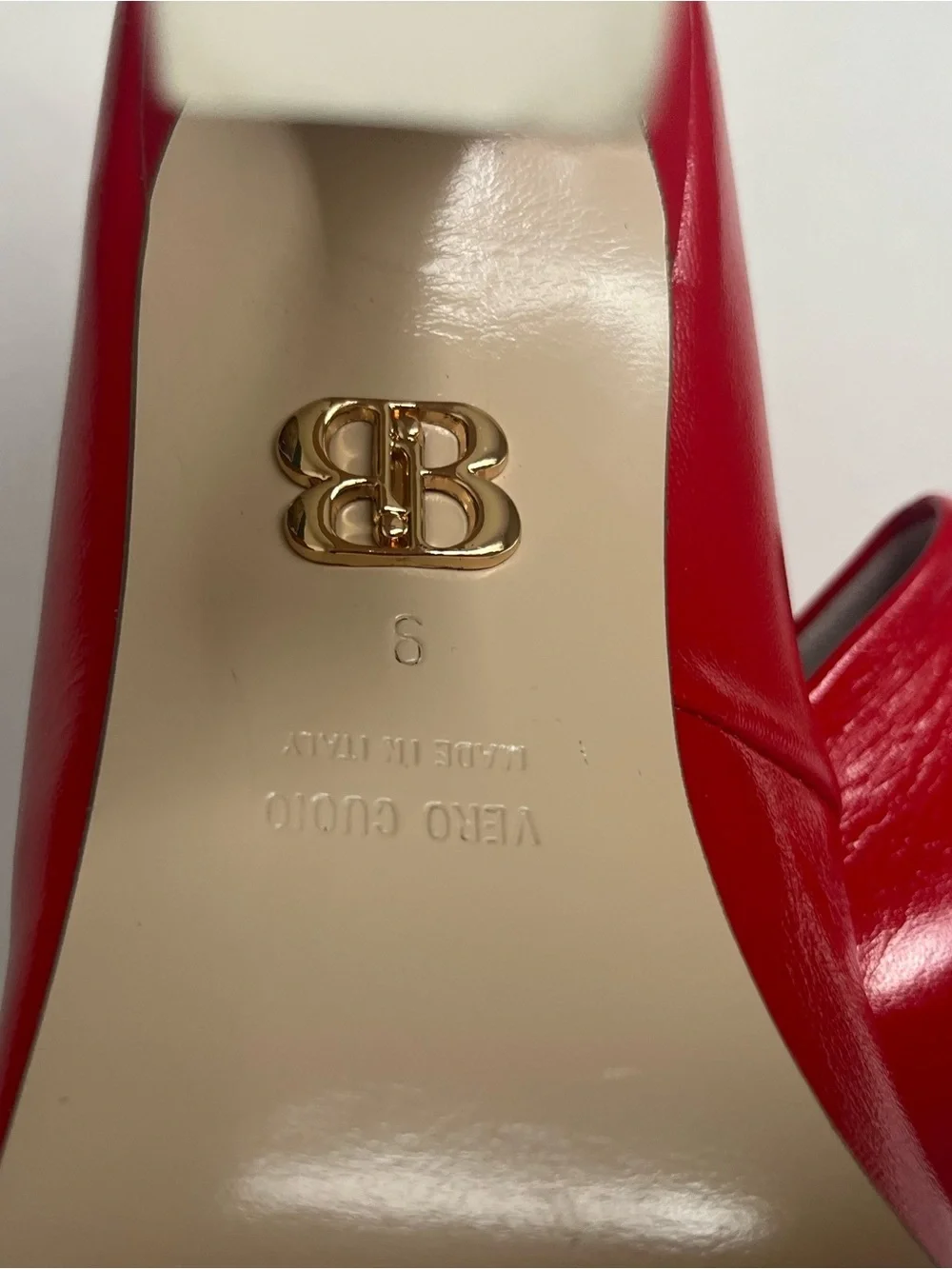 Vero Cuoio Red Patent Pumps with Gold Chain Accent